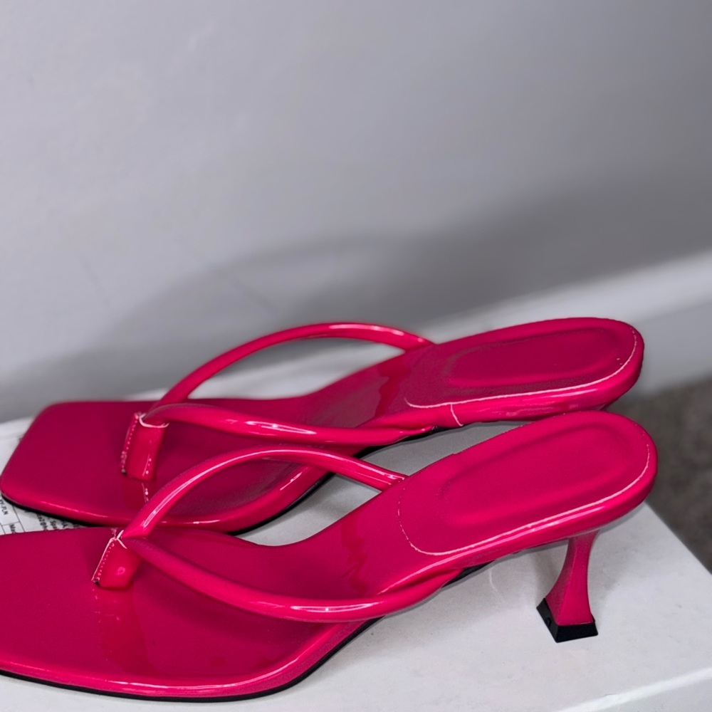 SHEIN Pink Heels Modern Minimalist Design